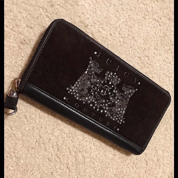 Juicy Couture Handbags - 🆕🔥HTF/VINTAGE JUICY COUTURE REALLY NICE&STLYLISH VELOUR&REAL LEATHER WALLET